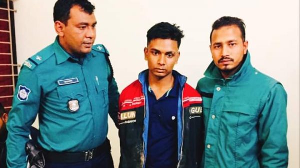 ক্ষোভ থেকে সৎ মায়ের পরিবার নিশ্চিন্ন - Natun Sylhet