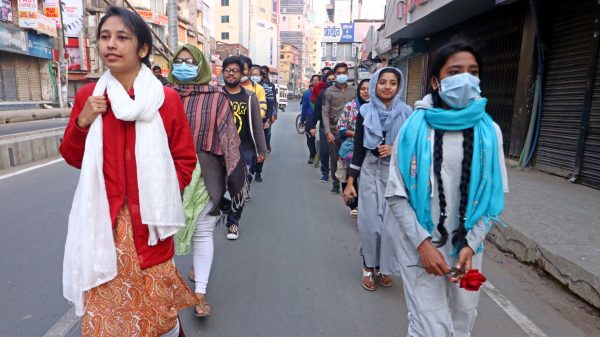 প্রথম আলো বন্ধুসভার ‘সুপ্রভাতে হাঁটা’ - Natun Sylhet