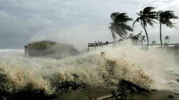 ইয়াসের প্রভাবে অতিভারী বর্ষণ, জলোচ্ছাসের আশঙ্কা - Natun Sylhet