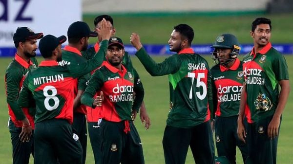 লঙ্কানদের হারিয়ে সিরিজে এগিয়ে বাংলাদেশ - Natun Sylhet