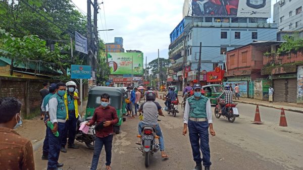 কঠোর লকডাউনের ৬ষ্ট দিনে পুলিশের ৯৬ মামলা, আটক ১৪৩ যানবাহন - Natun Sylhet