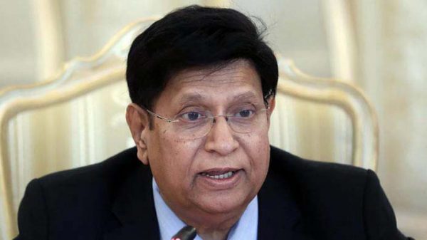 বাংলাদেশ থেকে ৪০ হাজার শ্রমিক নেবে রোমানিয়া - Natun Sylhet