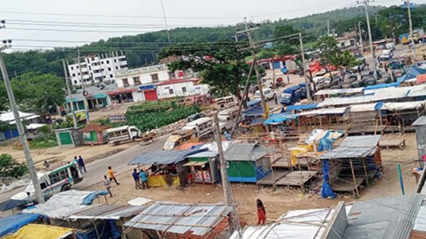 শায়েস্তাগঞ্জে গড়ে উঠেছে অবৈধ স্থাপনা - Natun Sylhet