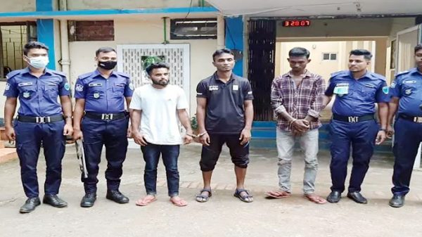 বিয়ানীবাজারে ৩ ডাকাত গ্রেফতার - Natun Sylhet