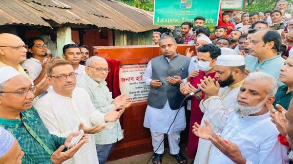 বাসিয়া নদীর উপর সেতুর ভিত্তিপ্রস্তর স্থাপন করলেন এমপি হাবিব - Natun Sylhet