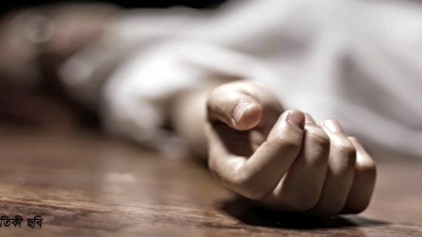 প্রতিবন্ধী মেয়ের লাঠির আঘাতে মায়ের মৃত্যু - Natun Sylhet