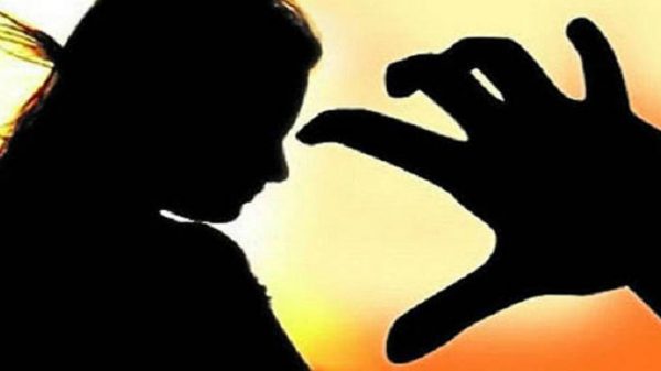 দোয়ারায় স্কুল শিক্ষার্থীকে যৌন নির্যাতনের অভিযোগ - Natun Sylhet