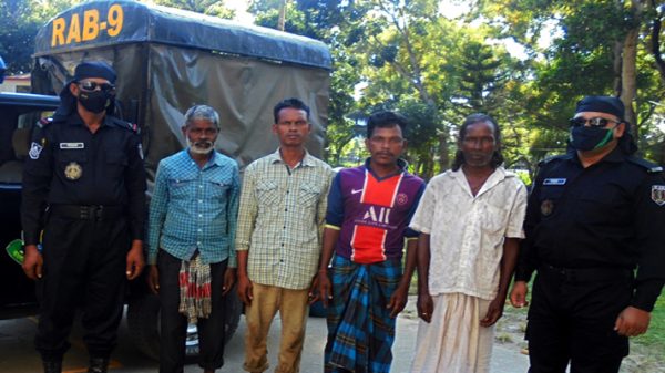 কমলগঞ্জে চোলাই মদসহ গ্রেফতার ৪ - Natun Sylhet