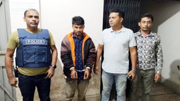 মৌলভীবাজারে গ্রেফতারকৃত বজলু ডাকাত শ্রীঘরে - Natun Sylhet