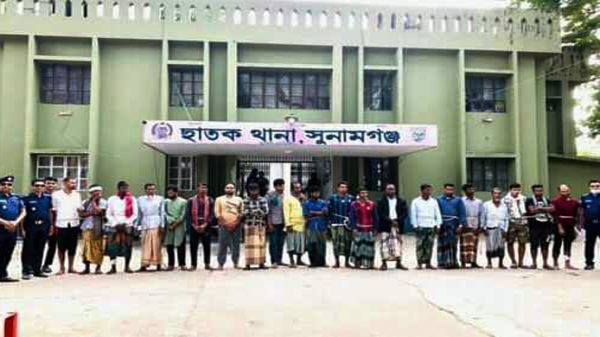 ছাতকে নির্বাচনী সহিংসতায় আহত ৫০ - Natun Sylhet