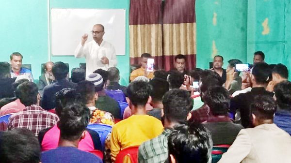 প্রতিটি নাগরিককে দলের নয় দেশের প্রতিনিধিত্ব করতে হবে-অ্যাডভোকেট জামান - Natun Sylhet
