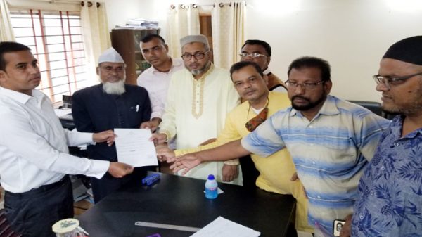 ভাদেশ্বর ইউনিয়নে চেয়ারম্যান পদে মনোনয়নপত্র দাখিল করলেন সৈয়দ রেজাউল করিম আলো - Natun Sylhet