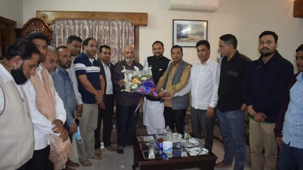 বিজয়ী চেয়ারম্যান যুবলীগ নেতা ওবায়দুল্লাহ ইসহাককে সংবর্ধনা - Natun Sylhet
