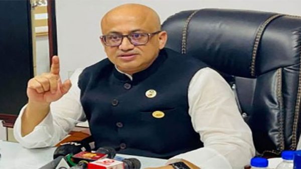 মন্ত্রিসভা থেকে পদত্যাগ করলেন তথ্যপ্রতিমন্ত্রী ডা. মুরাদ - Natun Sylhet