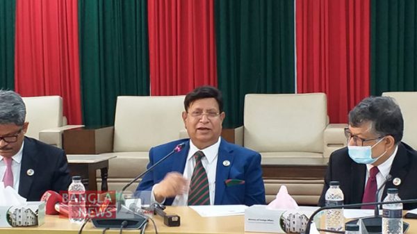 প্রতিবেশি দেশগুলোর সঙ্গে গুলি ছাড়াই শান্তি প্রতিষ্ঠা করেছি: মোমেন - Natun Sylhet