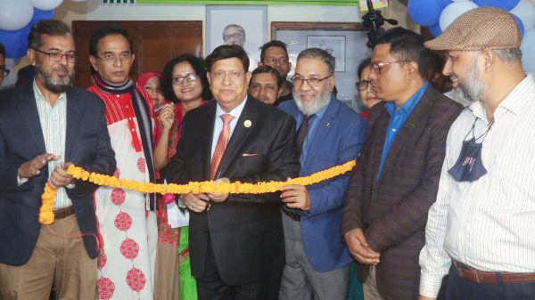 পাইলট উচ্চ বিদ্যালয়ে বঙ্গবন্ধু ও মুক্তিযুদ্ধ কর্ণার উদ্বোধন - Natun Sylhet