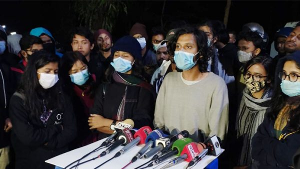 উপাচার্য পদত্যাগ না করলে আমরণ অনশন ঘোষণা শিক্ষার্থীদের - Natun Sylhet