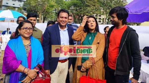 ভোট দিয়ে যা বললেন জাহিদ-মৌ দম্পতি - Natun Sylhet