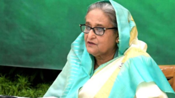 ভয়-ভীতি, প্রলোভনের ঊর্ধ্বে থেকে দায়িত্ব পালন করুন-ডিসিদের প্রধানমন্ত্রীর - Natun Sylhet