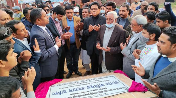 ফেঞ্চুগঞ্জে আরসিসি সড়কের ভিত্তিপ্রস্তর স্থাপন করলেন এমপি হাবিব - Natun Sylhet