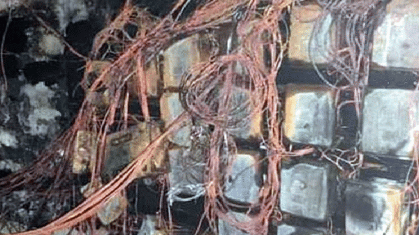 সুনামগঞ্জে ভয়াবহ আগুন, ৩৫ মিটার লাইন পুড়ে ছাই - Natun Sylhet