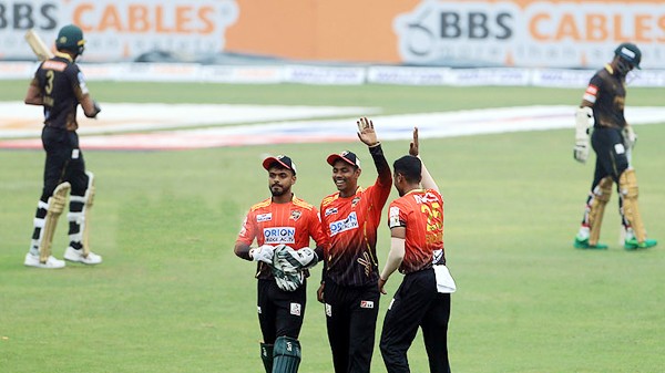 সিলেটকে ব্যাটিংয়ের পাঠালো কুমিল্লা ভিক্টোরিয়ান্স - Natun Sylhet