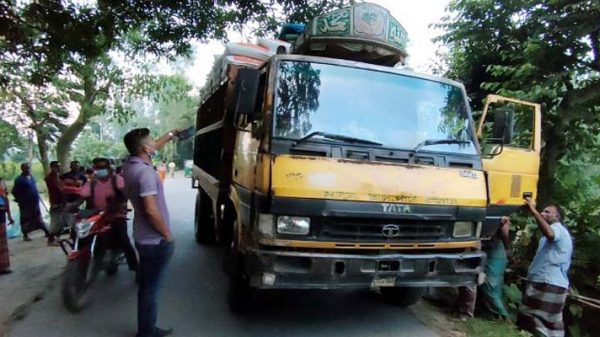 বিয়ানীবাজারে বালুবাহী ট্রাকের চাপায় শিশু নিহত - Natun Sylhet
