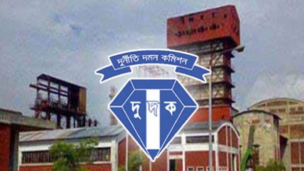 শাহজালাল সার কারখানা: ১০ ফ্ল্যাট, ৪০ গাড়ির মালিক কর্মকর্তা ইকবাল - Natun Sylhet