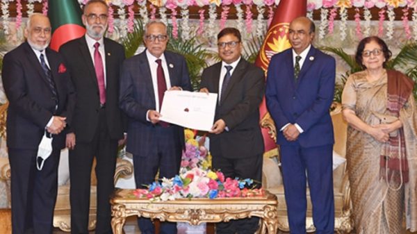গ্রহণযোগ্য নির্বাচন কমিশন গঠন করা হবে: রাষ্ট্রপতি - Natun Sylhet