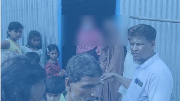 বিদায়বেলায় একে অপরকে জড়িয়ে কাঁদলেন ২ তরুণী - Natun Sylhet