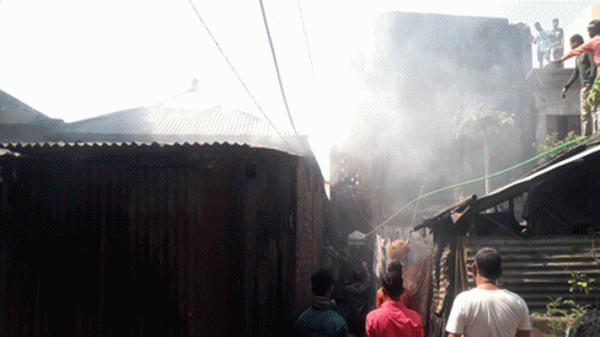নবীগঞ্জে ভয়াবহ অগ্নিকাণ্ড: অর্ধ লক্ষাধিক টাকা ক্ষয়ক্ষতি - Natun Sylhet