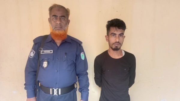 বিয়ানীবাজারে ইয়াবার চালানসহ যুবক আটক - Natun Sylhet