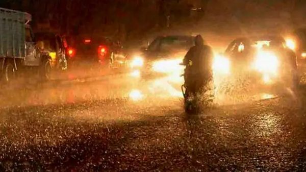 চৈত্রের তাপদাহ ভেঙে সিলেটে স্বস্থির বৃষ্টি - Natun Sylhet