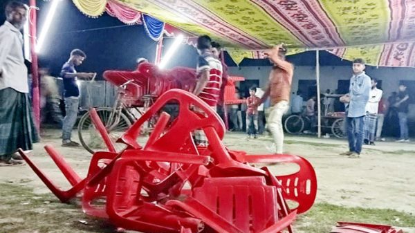 মধ্যরাতে আ.লীগের সম্মেলনে ত্রিমুখী সংঘর্ষ, আহত ২০ - Natun Sylhet