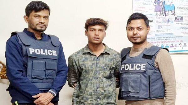 কোম্পানীগঞ্জে ফেন্সিডিলসহ যুবক আটক - Natun Sylhet