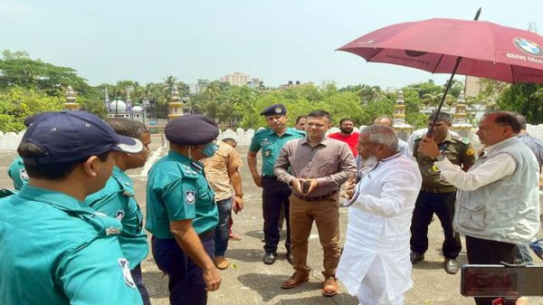 সিলেট শাহী ঈদগাহ পরিদর্শনে মেয়র আরিফ-নিশারুল - Natun Sylhet