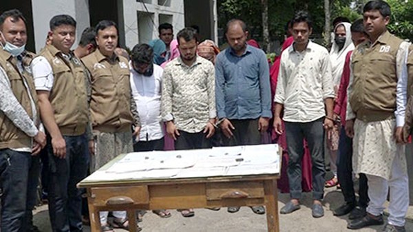 শিক্ষক নিয়োগ পরীক্ষা: ১০ লাখ টাকায় বিক্রি প্রশ্ন, আটক ১৩ - Natun Sylhet