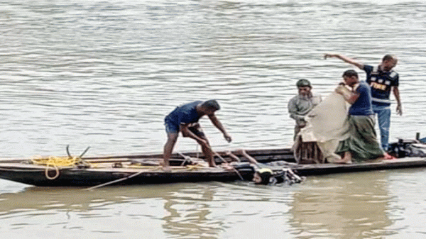 দোয়ারাবাজারে চেলা নদীতে নিখোঁজ মাঝির লাশ উদ্ধার - Natun Sylhet
