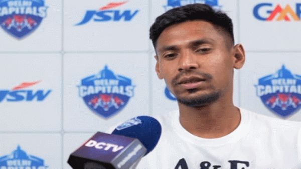 ফের পন্টিংয়ের কাছ থেকে পুরষ্কার পেলেন মুস্তাফিজ - Natun Sylhet