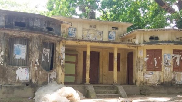 ছয়মাস ধরে বন্ধ উপ-স্বাস্থ্য কেন্দ্রটি - Natun Sylhet