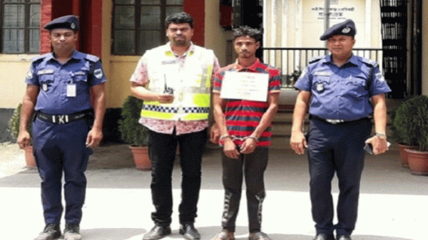 স্ত্রীকে পুড়িয়ে হত্যায় মৃত্যুদন্ডপ্রাপ্ত স্বামী ১৪ বছর পর গ্রেফতার - Natun Sylhet