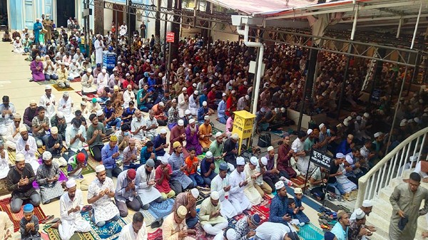 সিলেটে জুমাতুল বিদায় দেশ ও জাতির কল্যান কামনায় প্রার্থনা - Natun Sylhet