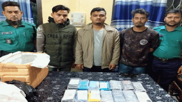 সিলেটে ভারতীয় মোবাইলের চালান জব্দ, আ’লীগ নেতার ছেলেসহ আটক ৩ - Natun Sylhet