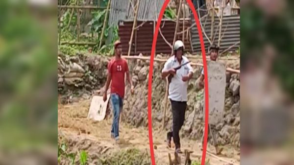 বানিয়াচংয়ে দু’গ্রুপের সংঘর্ষে ইউপি চেয়ারম্যানের গুলি - Natun Sylhet