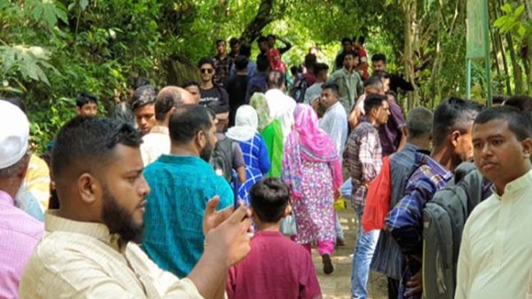 মৌলভীবাজারে দর্শনীয় স্থানগুলোতে প্রকৃতিপ্রেমীদের ভিড় - Natun Sylhet