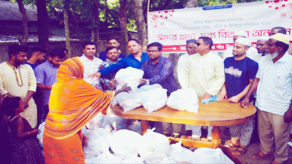কুমারগাওঁ যুব উন্নয়ন সংঘের খাদ্যসামগ্রী বিতরণ - Natun Sylhet