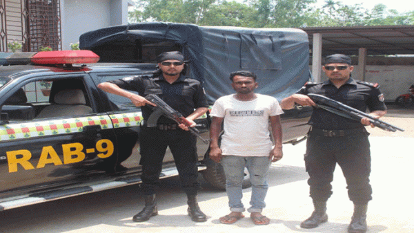 হবিগঞ্জে গাঁজা পাচারকালে র‍্যাবের হাতে চালক আটক - Natun Sylhet