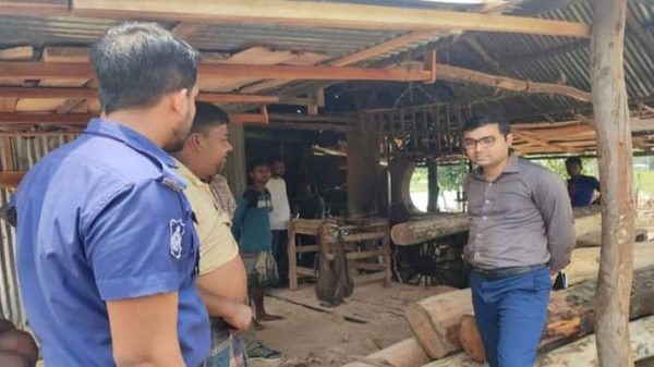চুনারুঘাটে দুটি করাতকলের মালিককে অর্থদণ্ড - Natun Sylhet