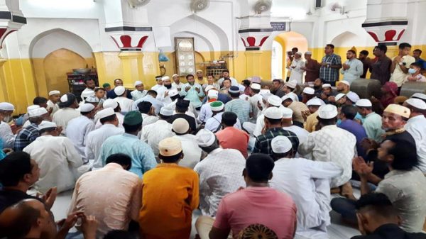 শহীদ জিয়ার শাহাদাৎ বার্ষিকীতে স্বেচ্ছাসেবক দলের দোয়া মাহফিল - Natun Sylhet