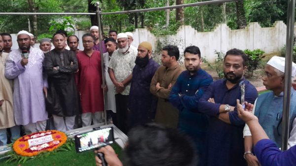 সাইফুর রহমানের কবর জিয়ারতে সিলেট বিএনপির নেতারা - Natun Sylhet